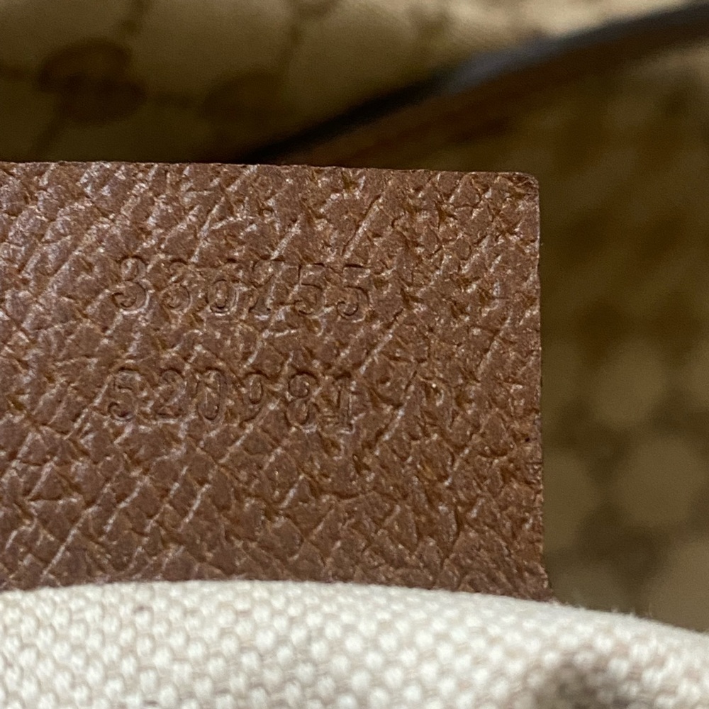 **SOLD**Gucci Bree Weekender Bag - Picture 14 of 16